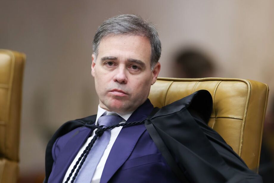 O ministro André Mendonça será o relator da investigação sobre fraudes do INSS no STF.