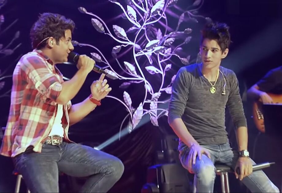 Os cantores Cristiano Araújo e Gusttavo Lima em vídeo da música 'É Fato'.