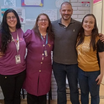 Palestra no HU-UFGD abordou amamentação por pessoas trans, combinando ciência, direitos e inclusão.