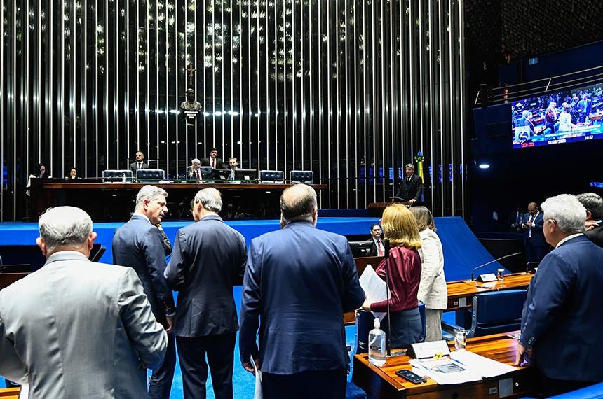 R$ 200 milhões para agilizar revisões: Senado aprova programa de bônus do INSS