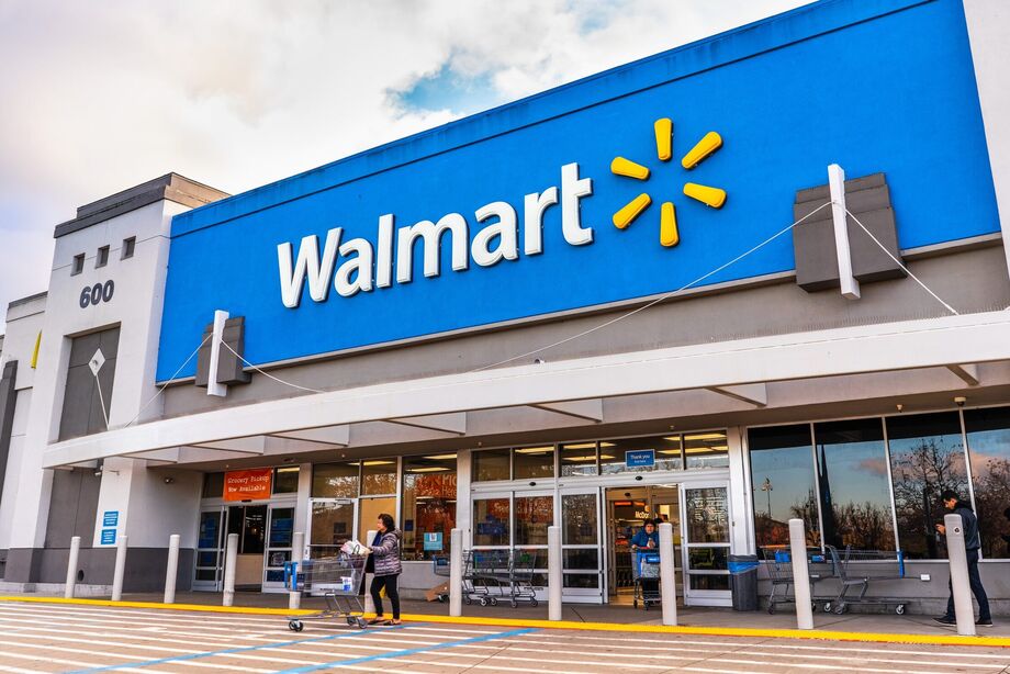 Walmart recebeu produtos potencialmente afetados, a partir de remessas que não acionaram alertas de contaminação; empresa fez imediatamente o recall dos produtos.