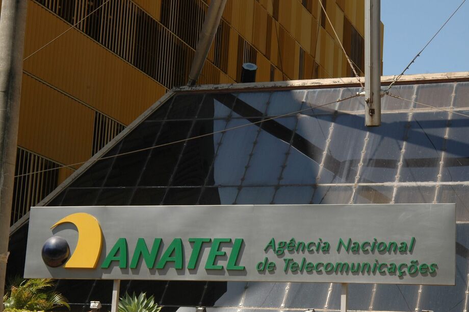 Anatel emitiu alerta sobre segurança de aparelhos de TV Box não homologados.