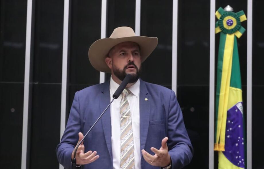 Depois de dizer que iria 'acabar com a vida' de Alexandre de Moraes, o deputado Zé Trovão (PL-SC) disse que as palavras 'não eram verdade de maneira nenhuma'.