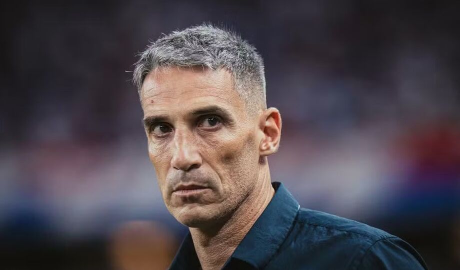 Santos oficializa contratação do técnico Juan Pablo Vojvoda