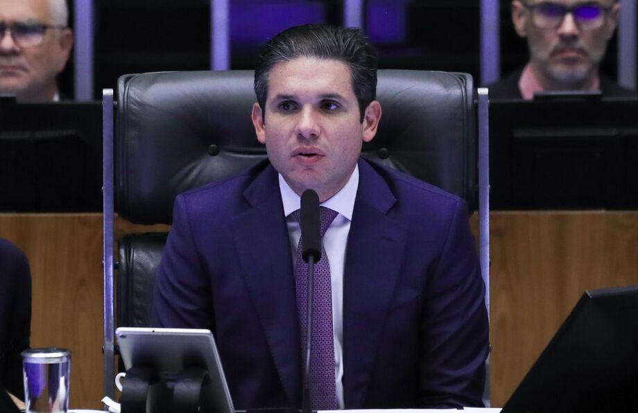 Hugo Motta diz que vai colocar reforma administrativa na pauta