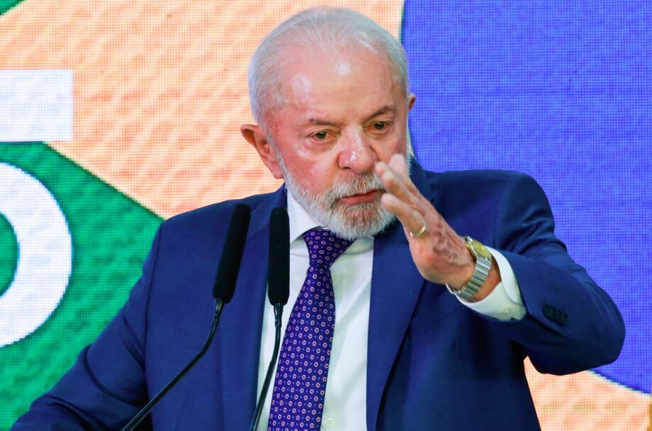 'Eles estão nos ameaçando todos os dias', disse o presidente em referência aos Estados Unidos.