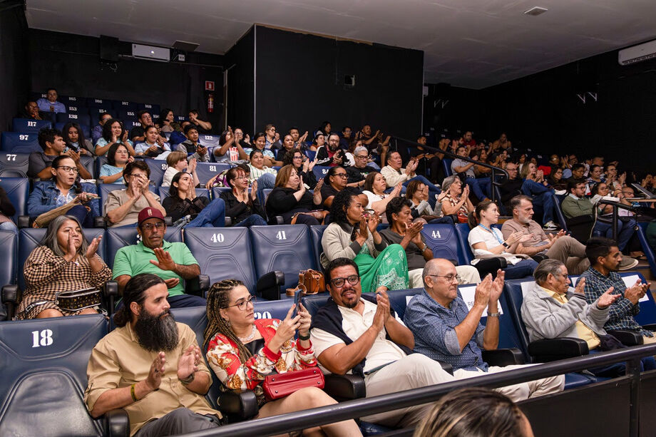 Para exemplificar cadeia de negócios gerada na economia criativa, durante lançamento do Raízes Criativas no Cine Vision, houve a première do filme Do Sul, A Vingança, primeiro longa de MS a entrar no circuito comercial de cinemas no Brasil
