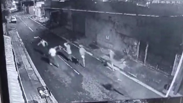 Quatro pessoas são indiciadas pelo assassinato brutal de Jader Alves Correa, vítima de espancamento e perfurações com arma branca no bairro Danúbio Azul, em Campo Grande.