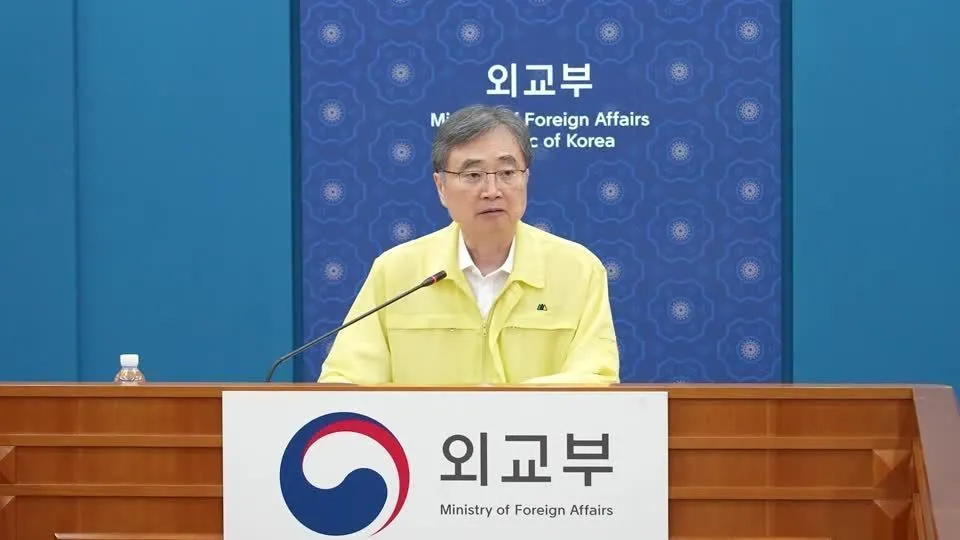 Coreia do Sul promete apoio aos coreanos presos em operação de imigração dos EUA