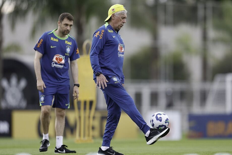 Ancelotti faz 'mistério' sobre escalação do Brasil para despedida na Bolívia das Eliminatórias