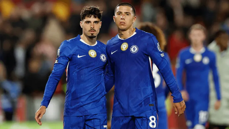Chelsea cede empate ao Brentford nos acréscimos e perde chance de liderar Premier League