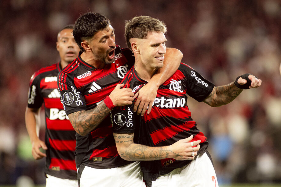 Flamengo larga na frente com vitória sobre Estudiantes na Libertadores
