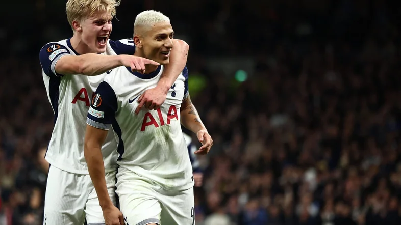 Tottenham busca empate nos acréscimos e evita prejuízo maior contra o lanterna Wolverhampton