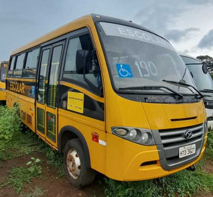 Ônibus escolar adaptado com acessibilidade é um dos itens disponíveis no leilão da Prefeitura de Campo Grande