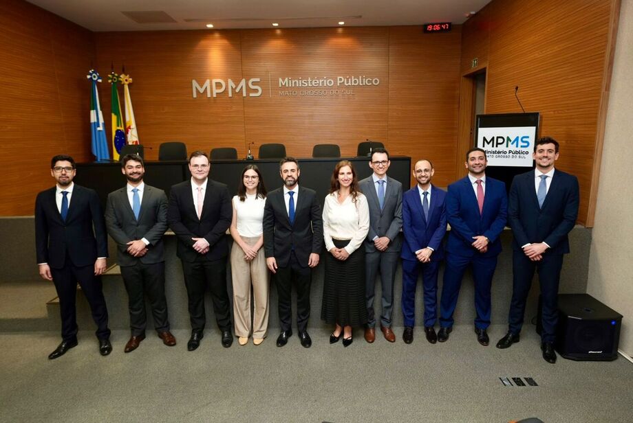 Procurador-geral de Justiça, Romão Avila Milhan Junior, anuncia resultado do concurso no auditório da PGJ.