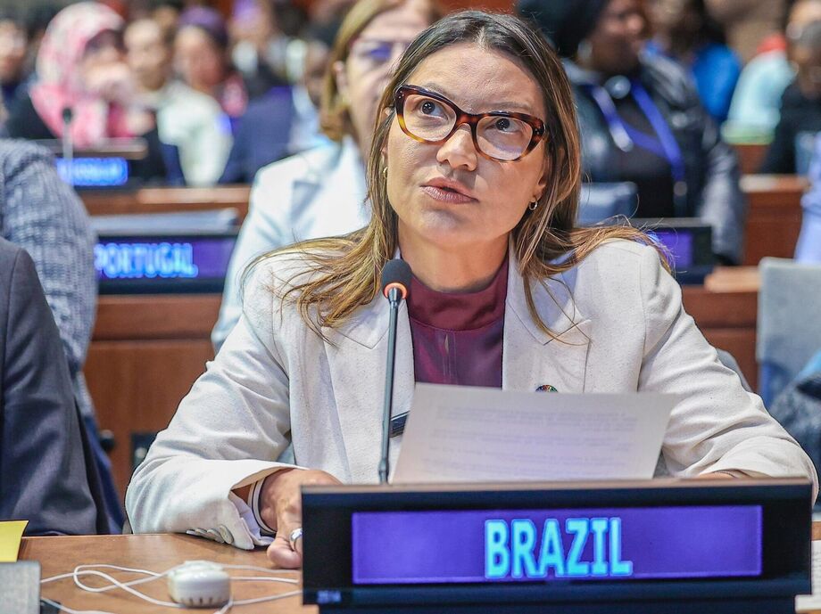 A ação requer que a União deixe de custear viagens internacionais da primeira-dama Janja.