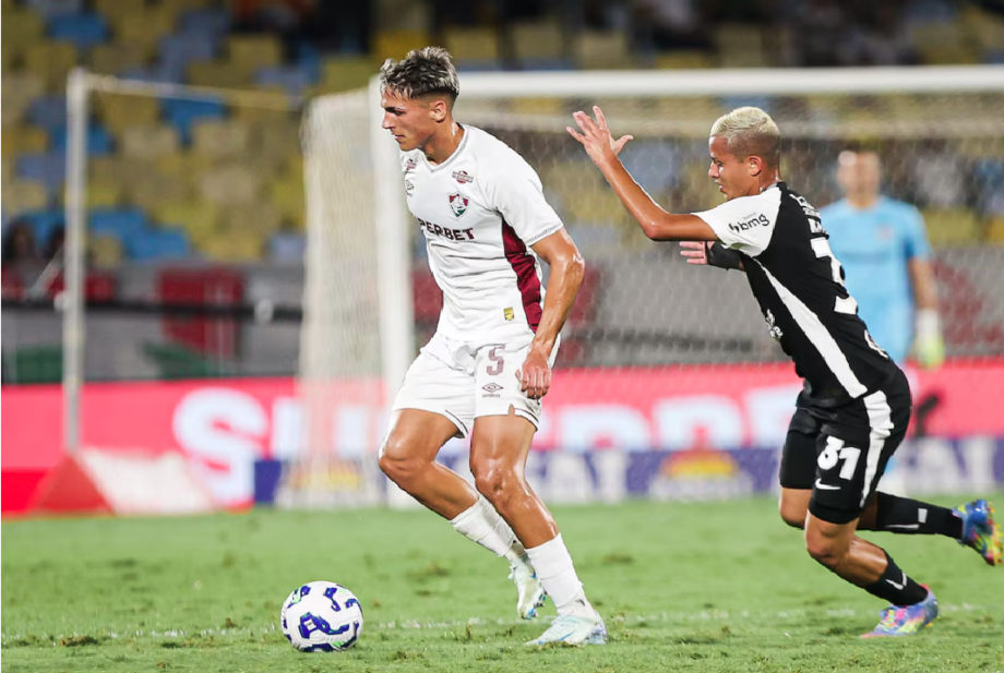Fluminense e Corinthians se enfrentaram neste sábado no Maracanã.
