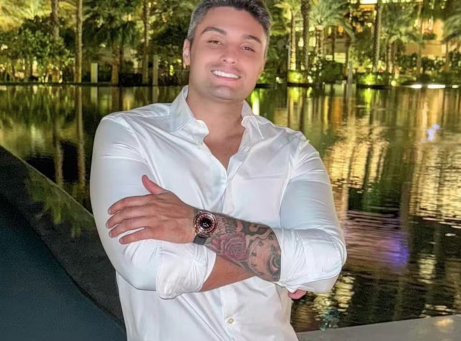 Gabriel Spalone tem 29 anos e é empresário e influenciador digital.