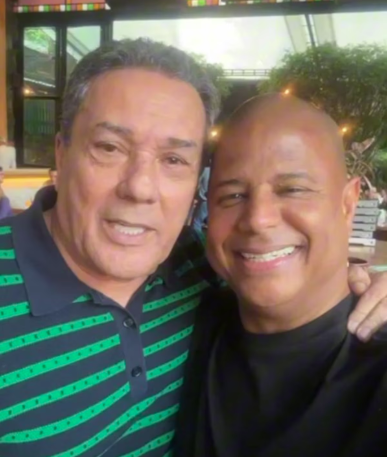 Luxemburgo e Marcelinho se encontraram em um bar em SP.