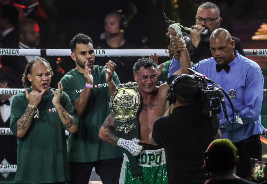 Popó derrotou Wanderlei Silva por desclassificação no Spaten Fight Night.
