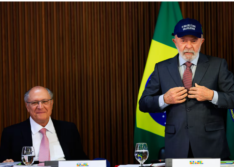 O presidente disse que a taxação vai prejudicar os americanos e defendeu que o Brasil compre de países que queiram negociar