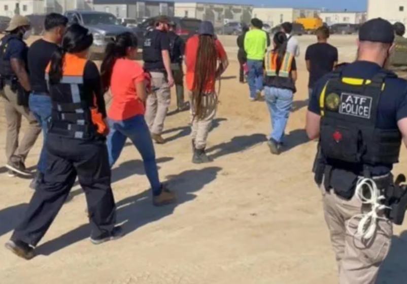 Imigrantes são detidos em fábrica localizada em Ellabell, na Geórgia (EUA)