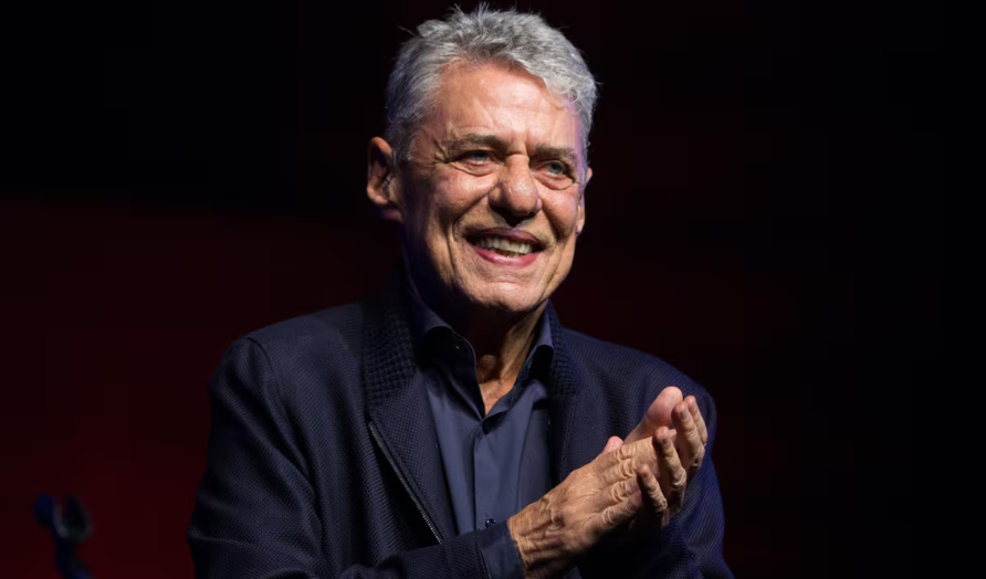 Chico Buarque está entre os semifinalistas do Prêmio Jabuti.