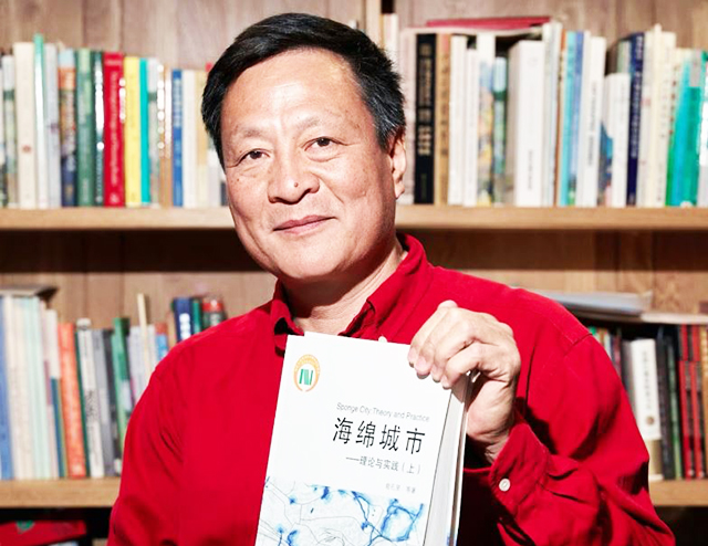 O arquiteto paisagista e urbanista chinês Kongjian Yu.