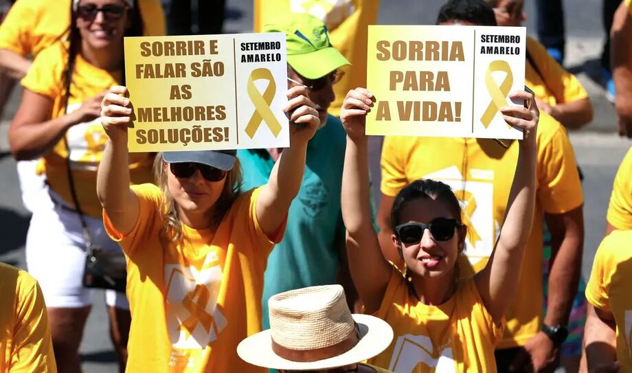 Governo cria plano com ações de saúde mental e controle das apostas; plataforma unificada de autoexclusão é destaque.