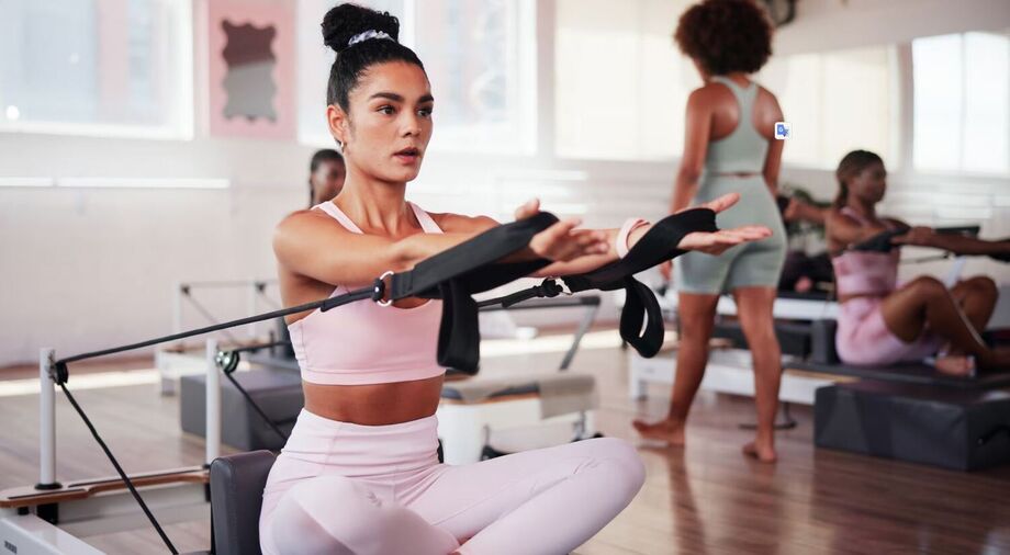 Segundo especialistas, associar pilates e musculação é o cenário ideal em termos de fortalecimento muscular