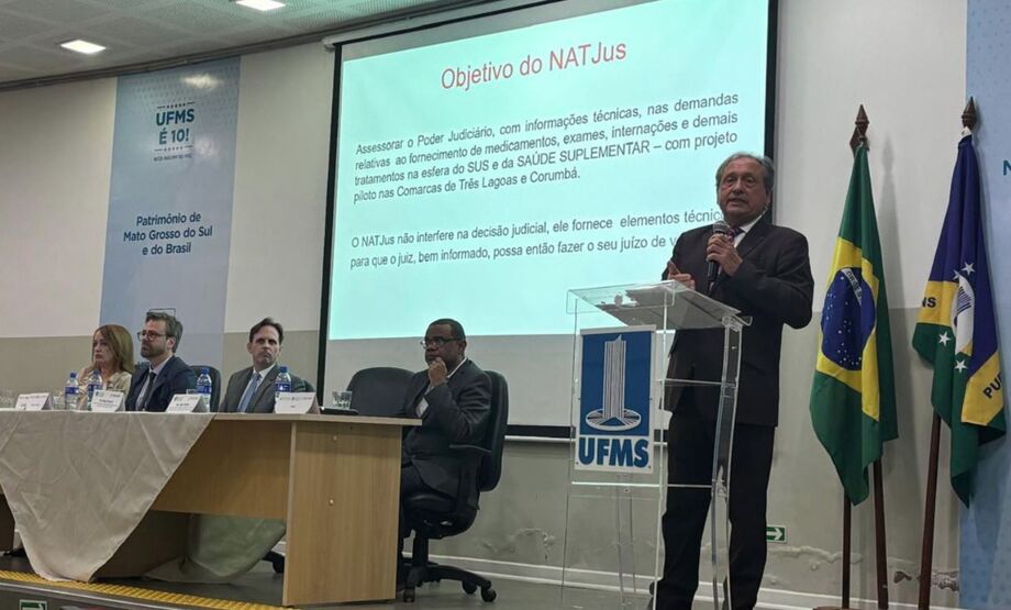 Desembargador Nélio Stábile apresentou na UFMS o trabalho do Comitê Estadual da Saúde e do NATJus contra a judicialização da saúde