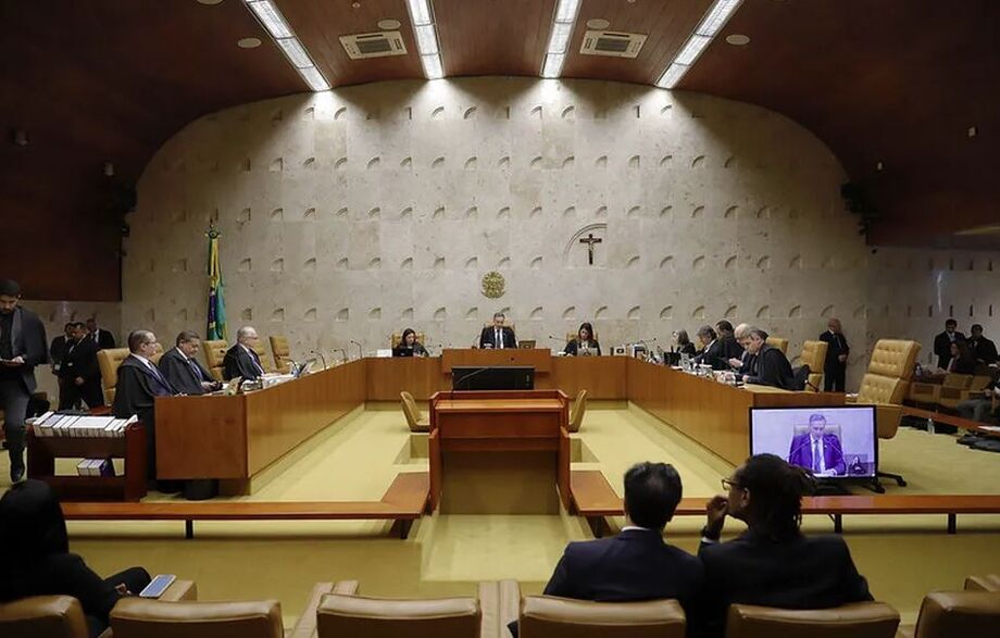 Sessão do STF sobre a trama golpista teve momentos de descontração com citação à sogra de advogado