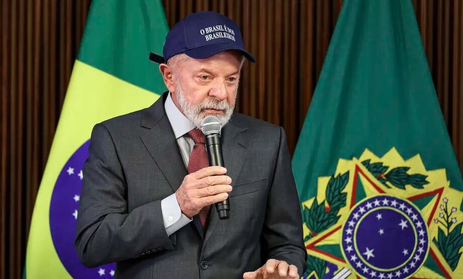 Presidente Lula assistiu ao filme Malês no Cine Alvorada
