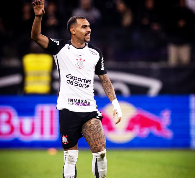 Corinthians avança na Copa do Brasil após jogo com decisões do VAR contestadas na Neo Química Arena