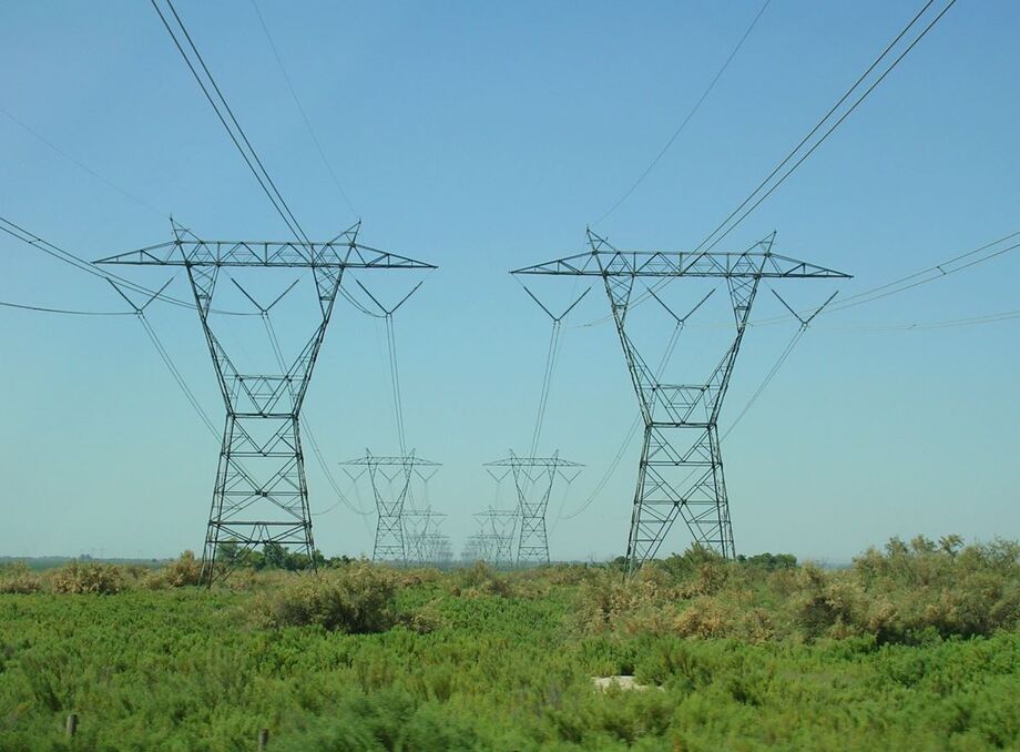 Nova linha de transmissão da Neoenergia com 794 torres deve reforçar integração elétrica entre Minas Gerais e São Paulo