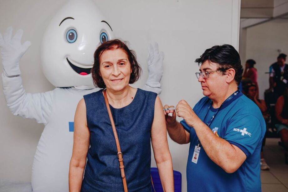 Plantão de vacinação no shopping de Campo Grande oferecerá imunização completa, inclusive contra gripe, neste sábado