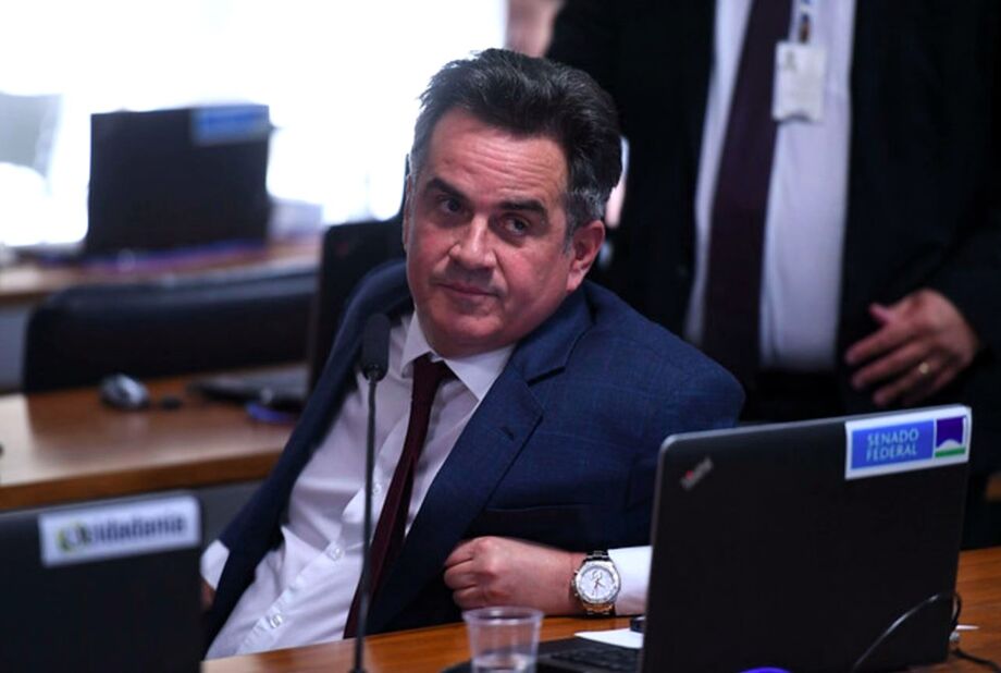Ciro Nogueira afirmou que Lula quer queimar sua imagem e a de Tarcísio de Freitas