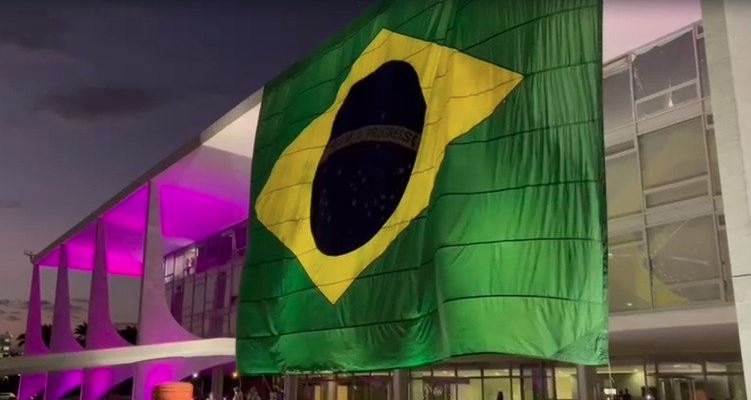 Condenação de Bolsonaro no STF gera críticas duras dos EUA e aumenta tensão entre os dois países