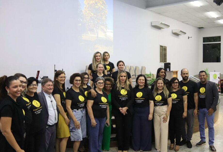 Lançamento do Projeto Padrinho em Coxim reuniu autoridades, servidores e representantes da sociedade civil