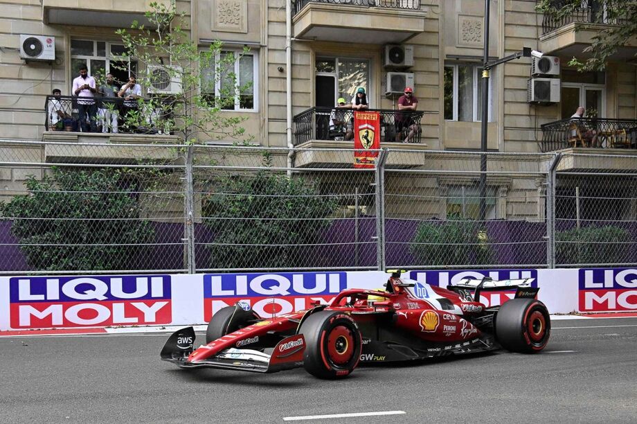 Lewis Hamilton, da Ferrari, foi o mais rápido do segundo treino livre do GP do Azerbaijão.