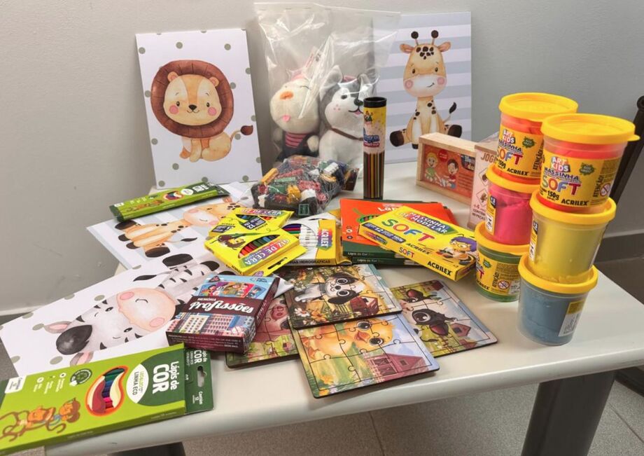 Espaços de escuta protegida em MS passam a contar com kits lúdicos para acolher crianças e adolescentes.