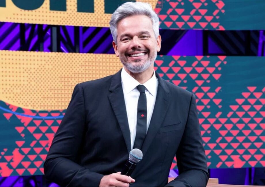 Otaviano Costa deixa a Band antes do previsto e se despede do Melhor da Noite em setembro.