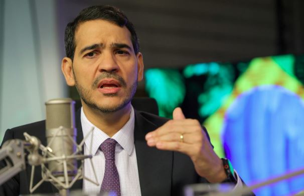 Jorge Messias reagiu às sanções dos EUA com nota oficial e afirmou compromisso com o sistema de Justiça.