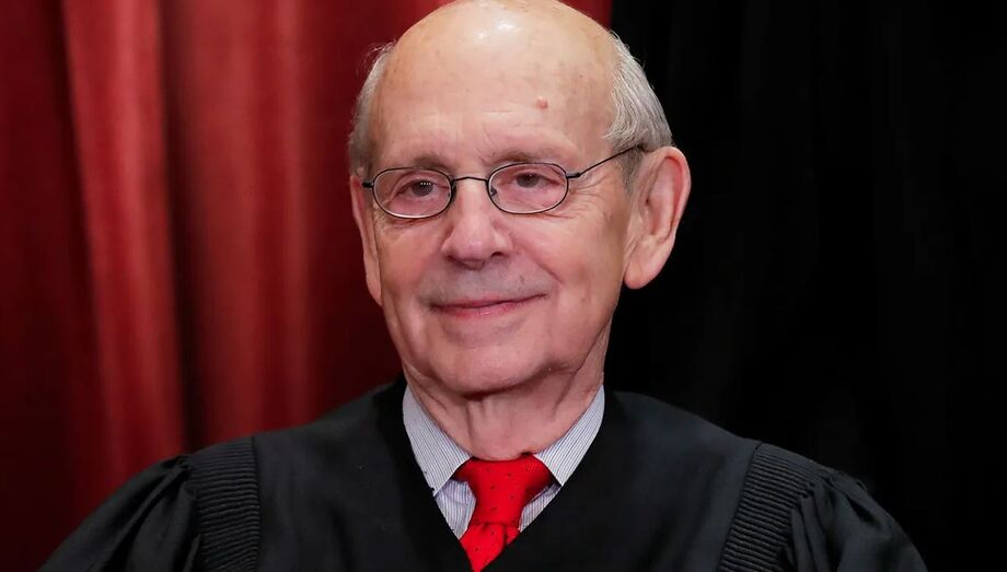 Juiz Charles Breyer determina que o uso de tropas pelo governo Trump nas operações de imigração é ilegal.
