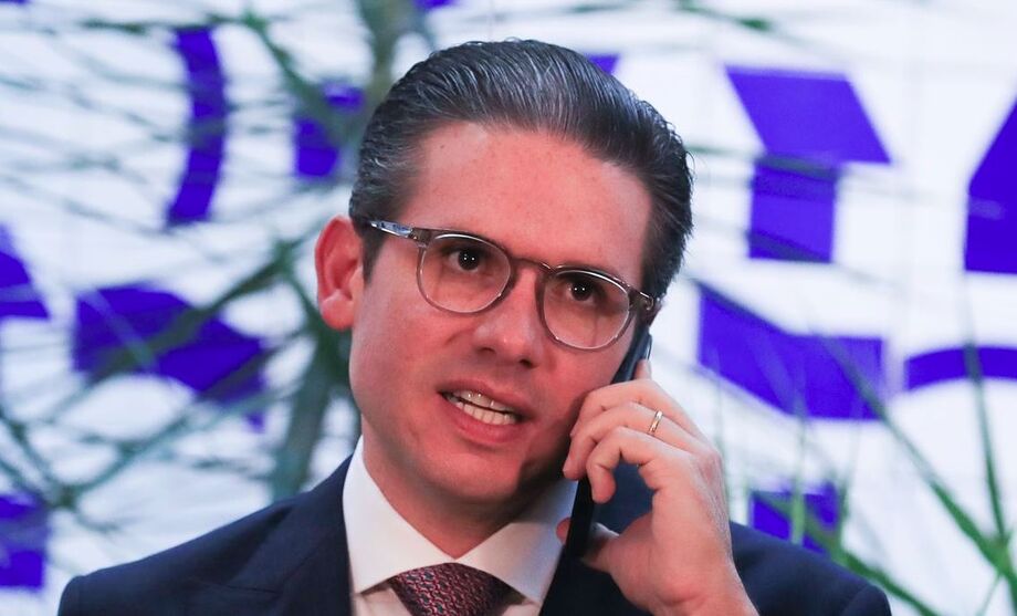 Hugo Motta afirmou que a decisão que barrou Eduardo Bolsonaro na liderança da minoria foi estritamente técnica