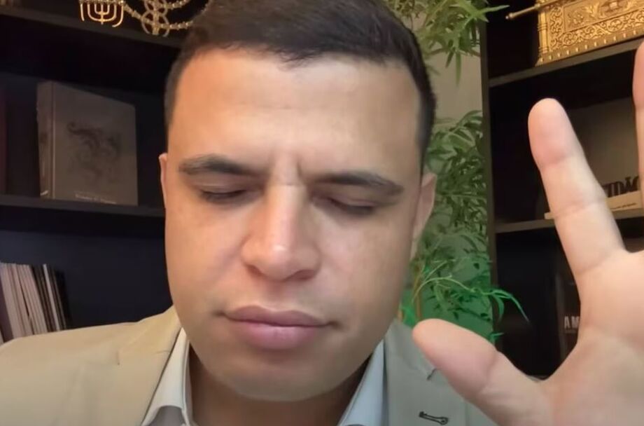 Operação Blasfêmia desarticula call center em Niterói usado para vender falsas curas e milagres.