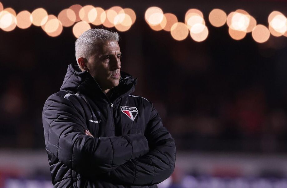 São Paulo chega a quatro derrotas consecutivas sob o comando de Hernán Crespo na temporada