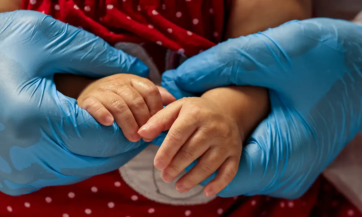Brasil inclui terapia gênica para AME no SUS