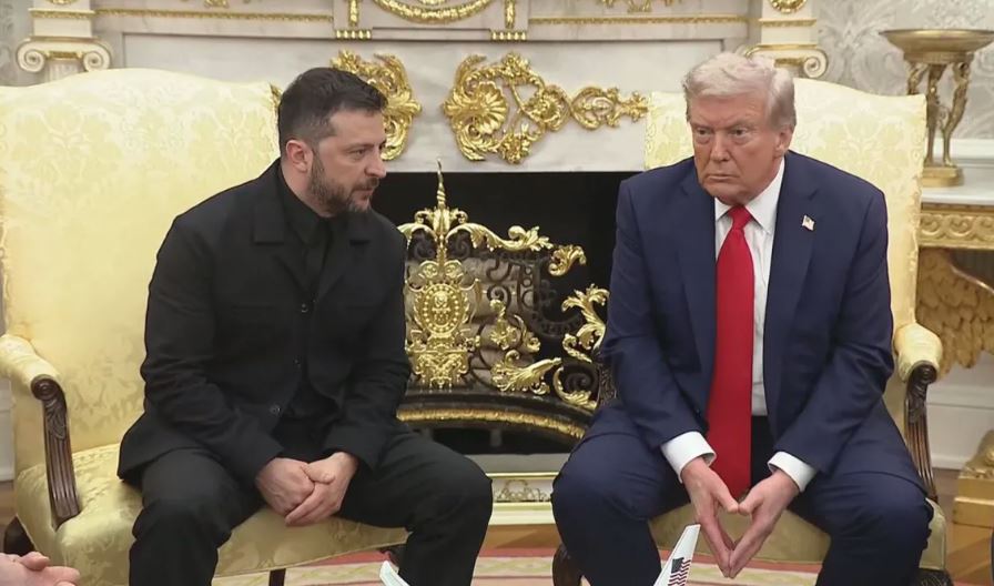 O presidente da Ucrânia, Volodymyr Zelensky com o presidente dos Estados Unidos, Donald Trump.