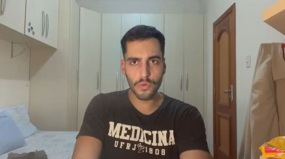 O estudante de Medicina Matías Roitberg, de 25 anos, descobriu que está morto para o SUS.
